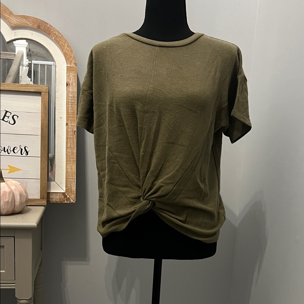 Alya Olive Short Sleeve Knotted Tee dry goods